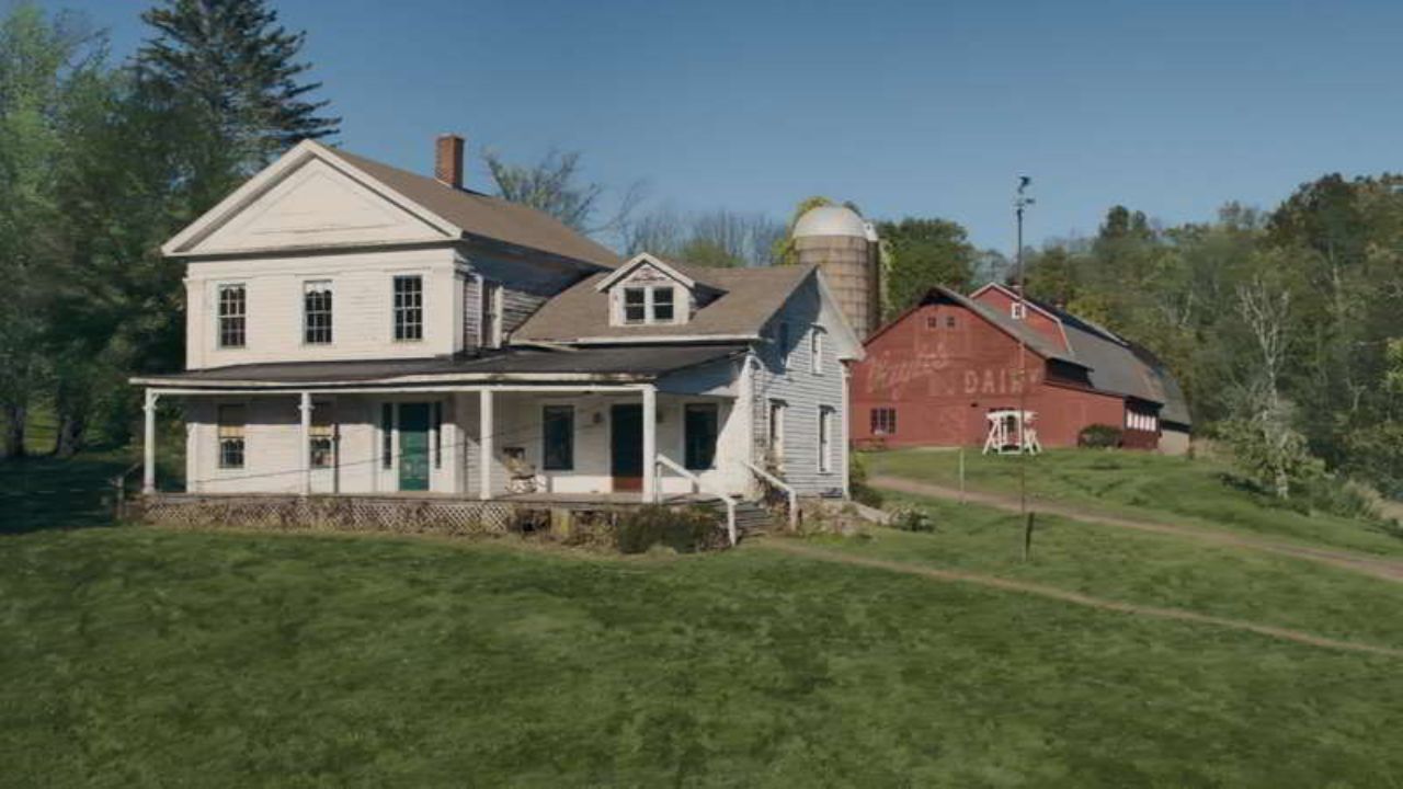 The filming location of Things Heard & Seen is Hudson Valley, New York.