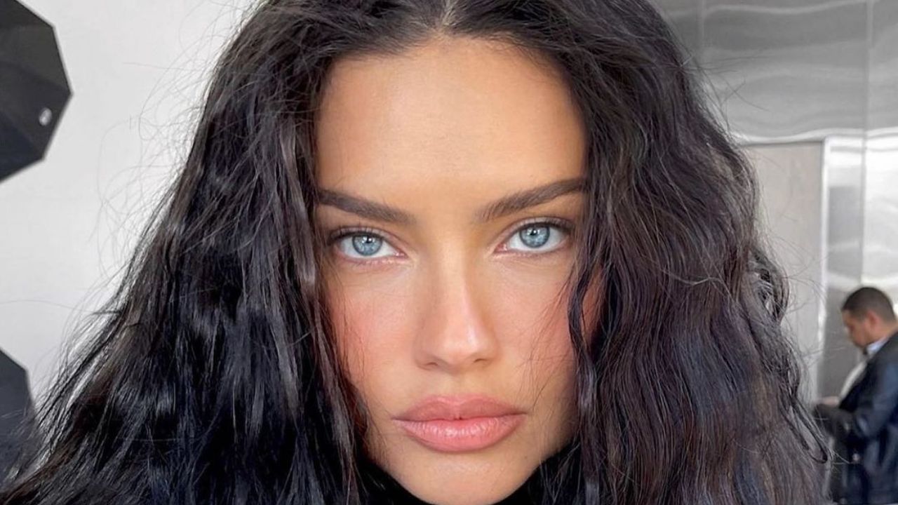 Adriana Lima's Weight Gain: The Model's Body Transformation Explained!