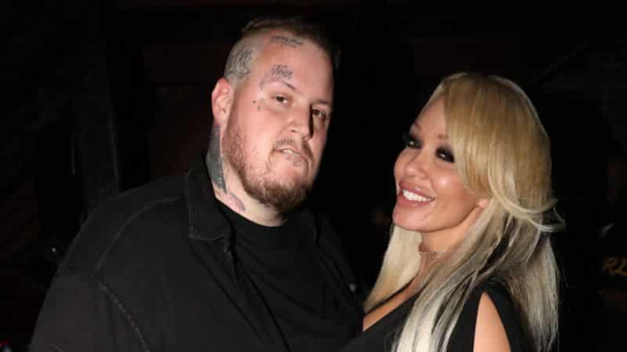 Jelly Roll's Wife Before Plastic Surgery: Bunnie XO's Cosmetic Changes Explored!