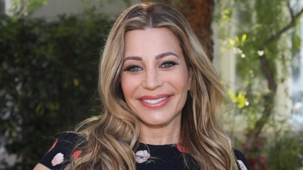 Taylor Dayne's Boyfriend: Who Is The Tell It To My Heart Singer Dating? Details About Her Relationship!