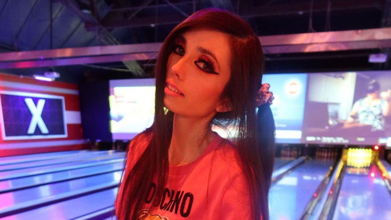Eugenia Cooney's recent appearance.