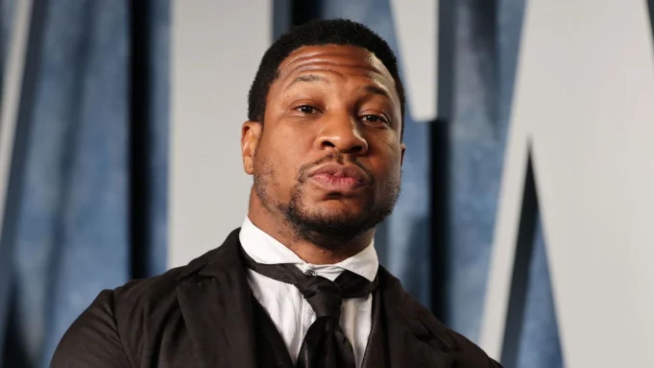 Jonathan Majors considers his daughter Ella when he decides which projects to be a part of. 