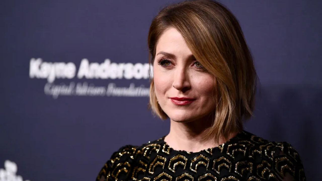 Sasha Alexander's skin texture looks a bit waxy from certain angles.
