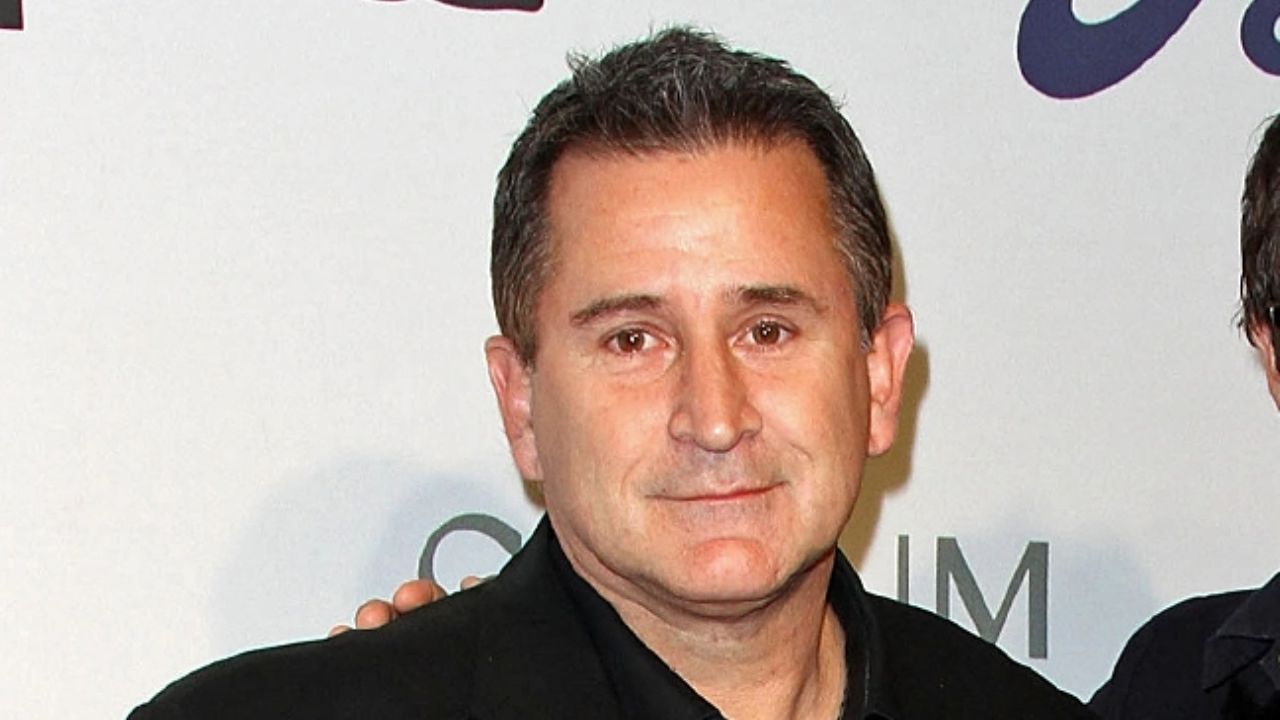 Anthony LaPaglia's tattoos (most of them) revolve around his daughter.
