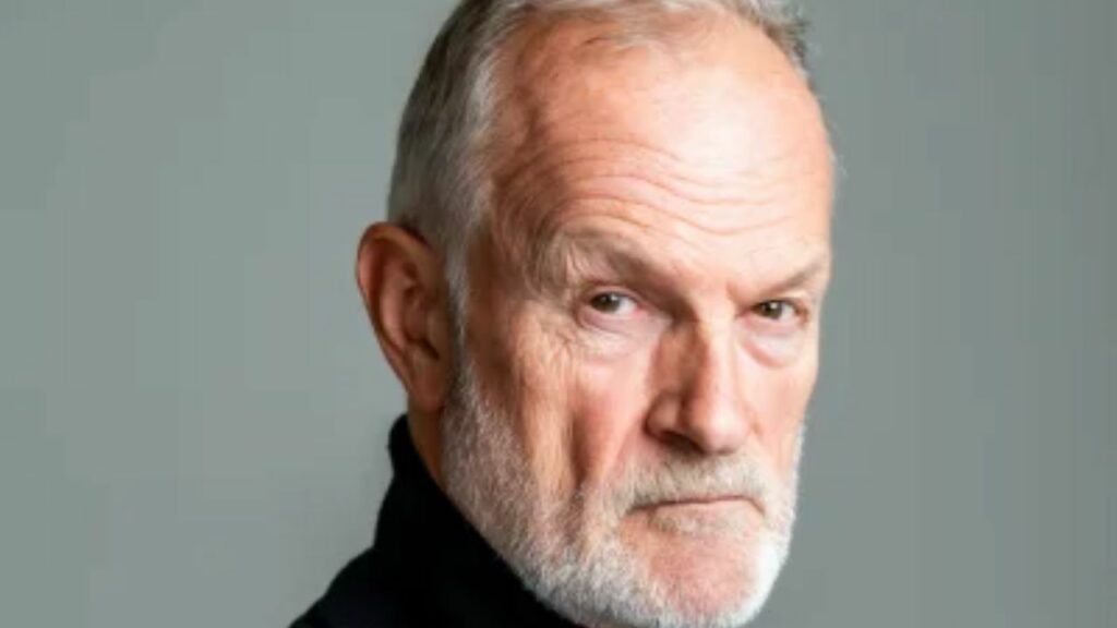 Clive Mantle's Weight Loss Is The Actor Ill?