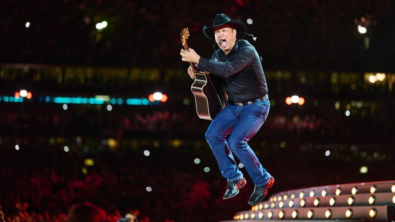 Garth Brooks' recent appearance.