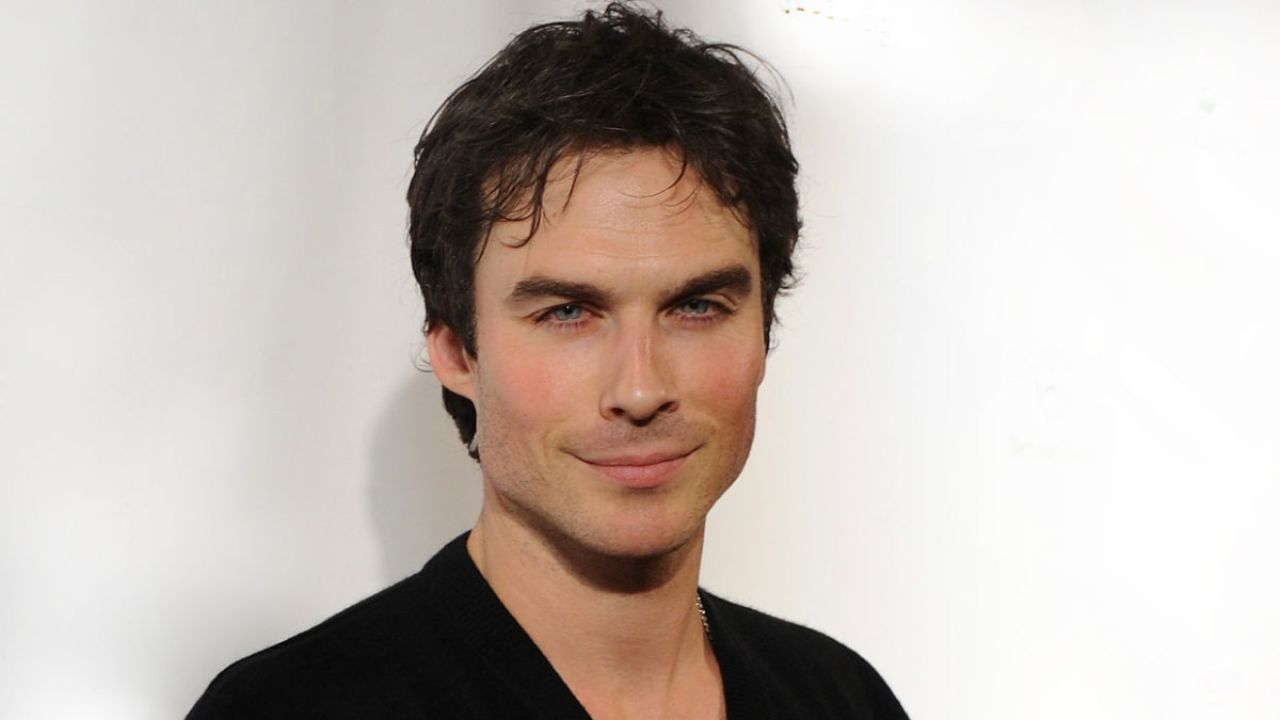 Ian Somerhalder seems to have aged backward and looks younger than before. 