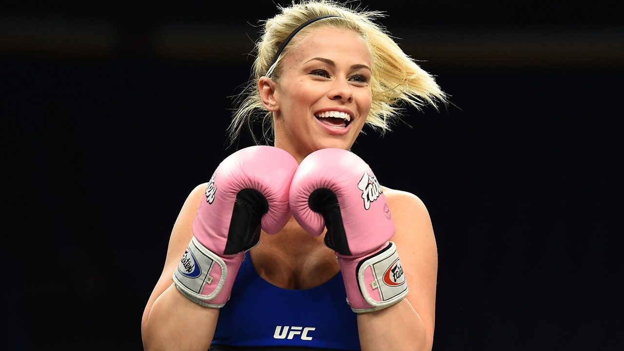 Paige VanZant had a weight gain of over 20 pounds.
