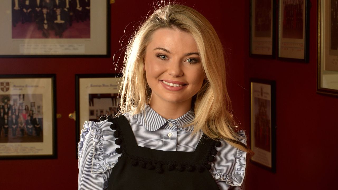 Toff denied getting plastic surgery (fillers) and said her chubbier cheeks were due to healthy weight gain.
