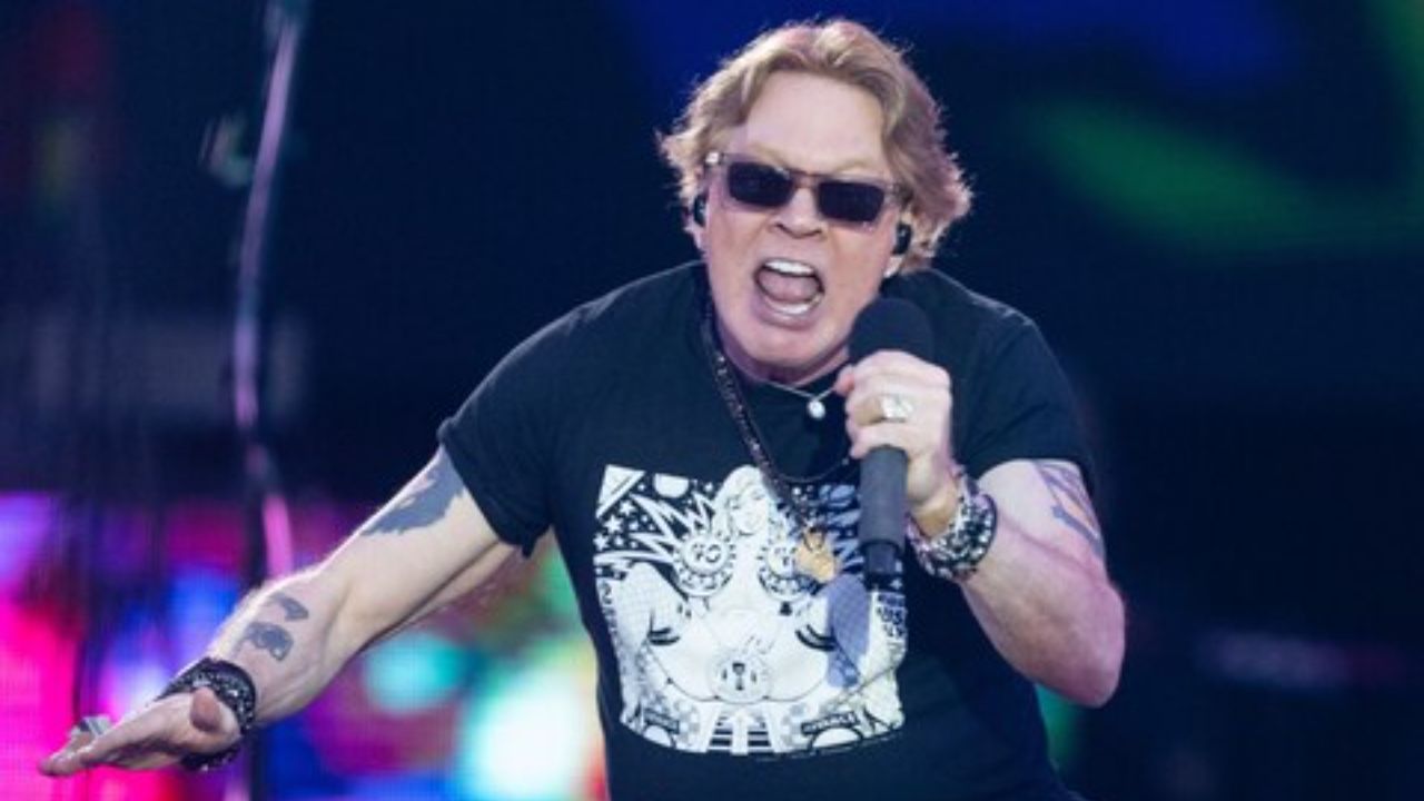 Axl Rose has yet to comment on his plastic surgery allegations. houseandwhips.com