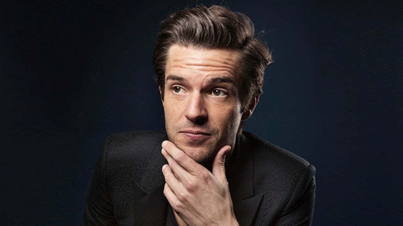 Experts believe that Brandon Flowers has dabbled in cosmetic procedures. houseandwhips.com