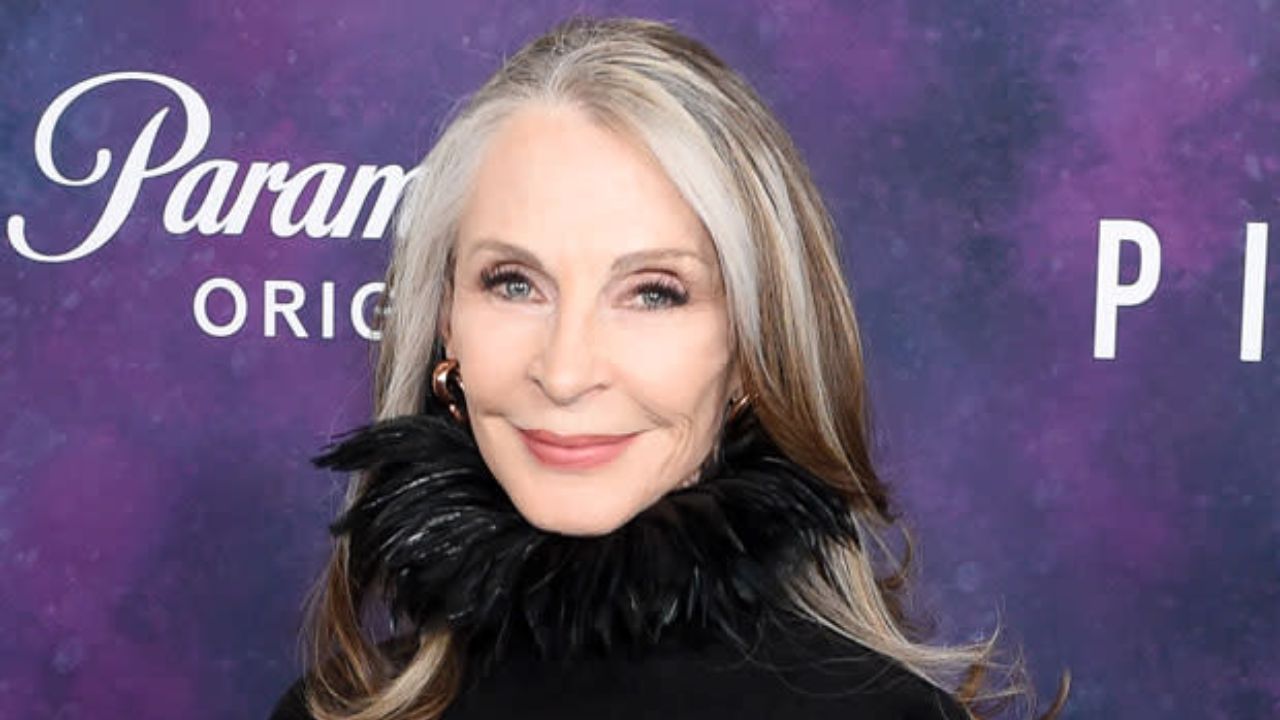Some people believe Gates McFadden has maintained her looks naturally. houseandwhips.com 