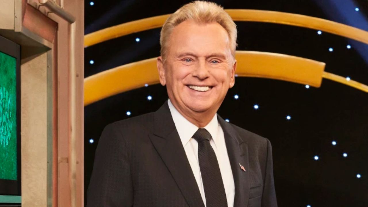 Pat Sajak allegedly had Botox, fillers, a facelift, and an eyelid surgery.
houseandwhips.com
