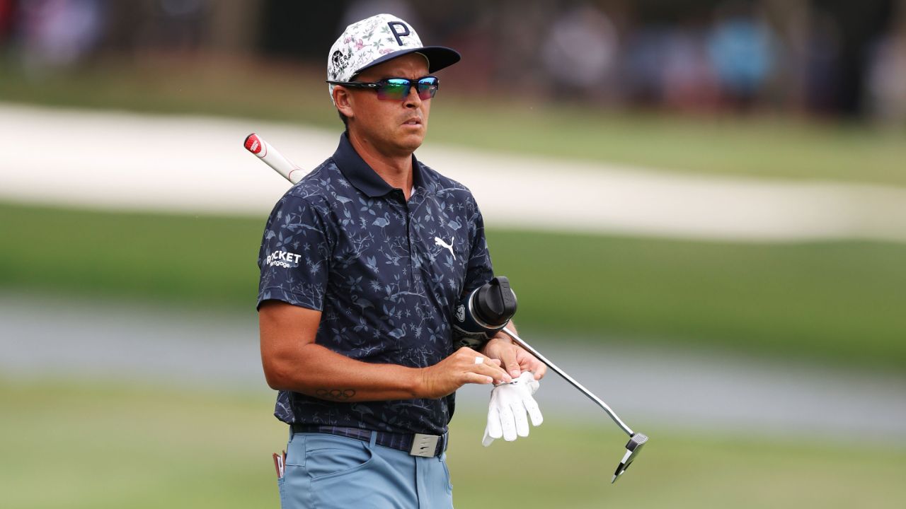 Rickie Fowler did a mini-fast for six weeks and lost 5 pounds in 2021. houseandwhips.com
