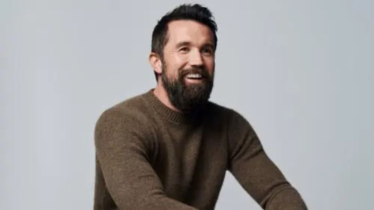 Rob McElhenney is suspected of having plastic surgery because of how much he has changed. houseandwhips.com 