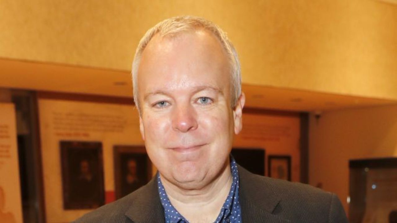 Steve Pemberton has not admitted to having plastic surgery. houseandwhips.com 