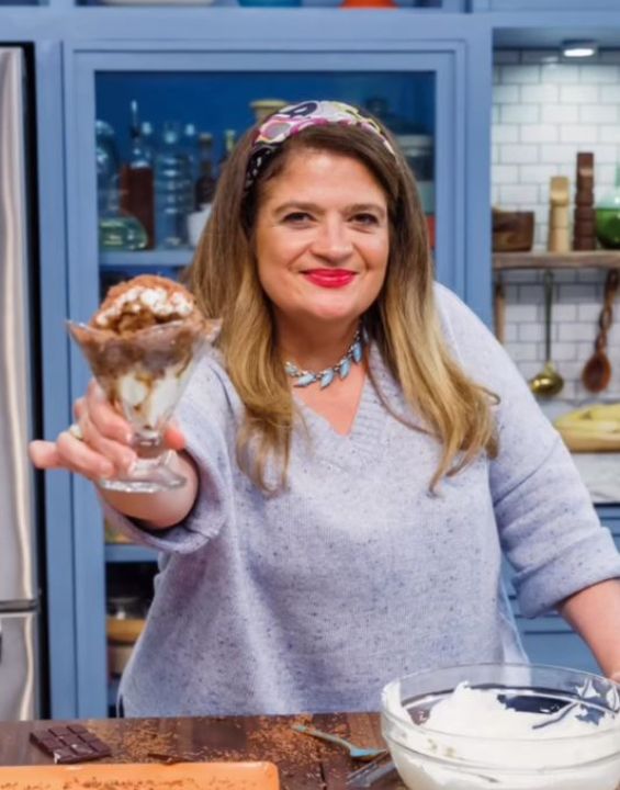 Alex Guarnaschelli's weight gain is visible in her recent pictures. houseandwhips.com