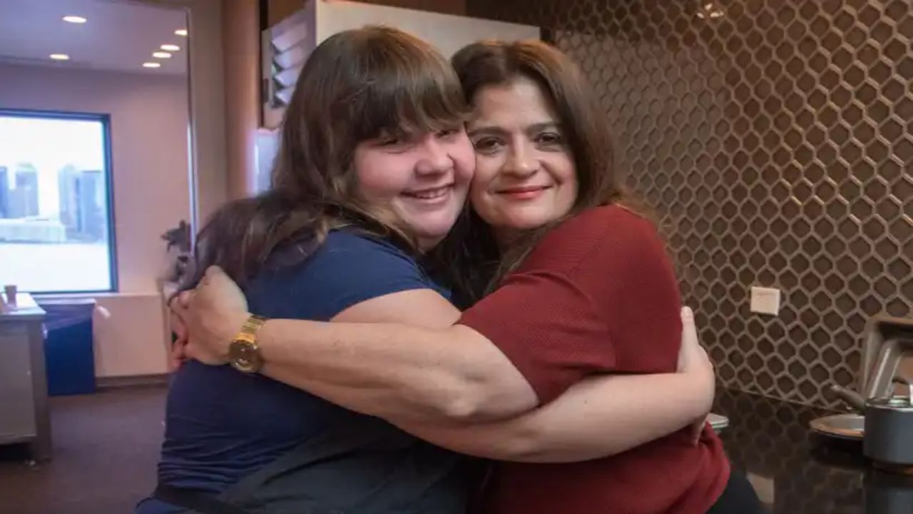 Alex Guarnaschelli and her daughter, Ava Clark. houseandwhips.com