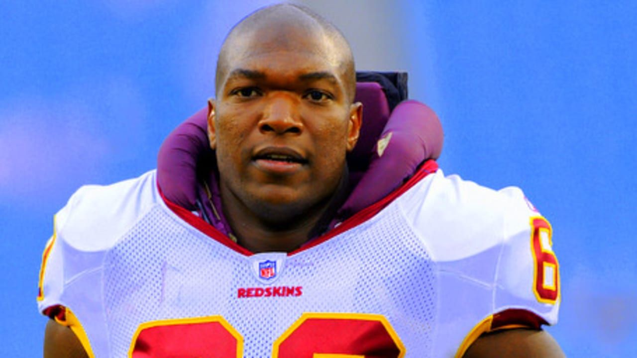 Fans suspect Chris Samuels either took Ozempic or had weight loss surgery. houseandwhips.com
