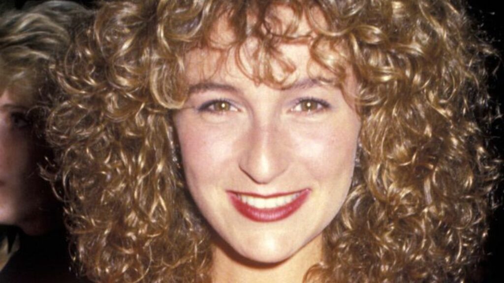 Jennifer Grey Before and After Nose Job The Story of Her Rhinoplasty!