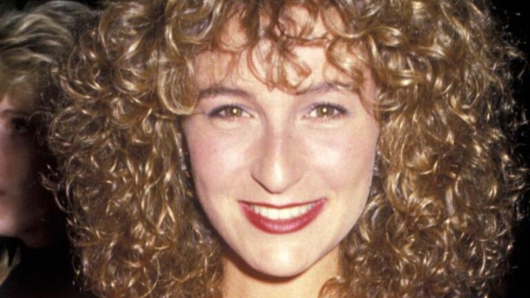 Jennifer Grey Before and After Nose Job: The Story of Her Rhinoplasty!