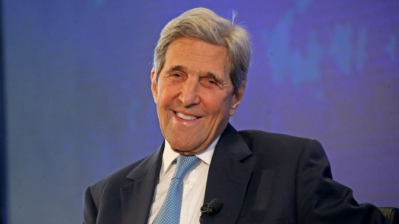 John Kerry is believed to have had Botox and fillers. houseandwhips.com
