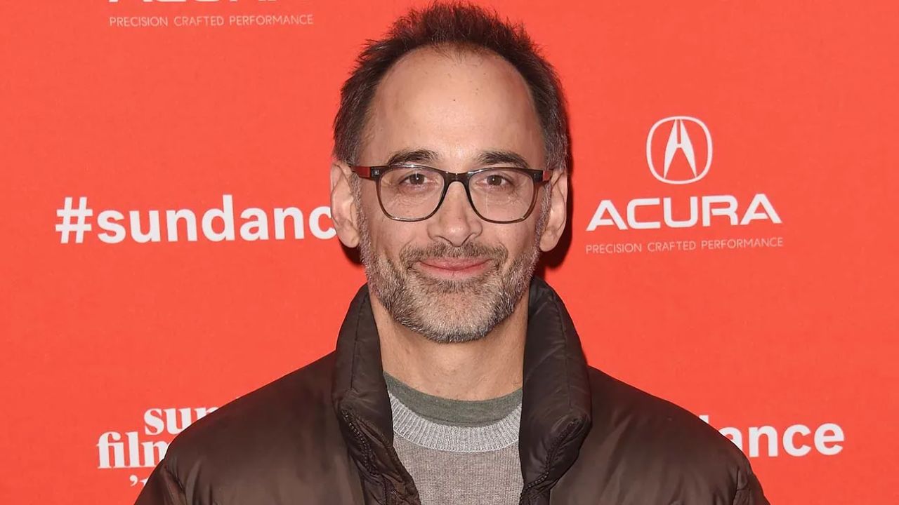 David Wain's fans love discussing his nose job. houseandwhips.com