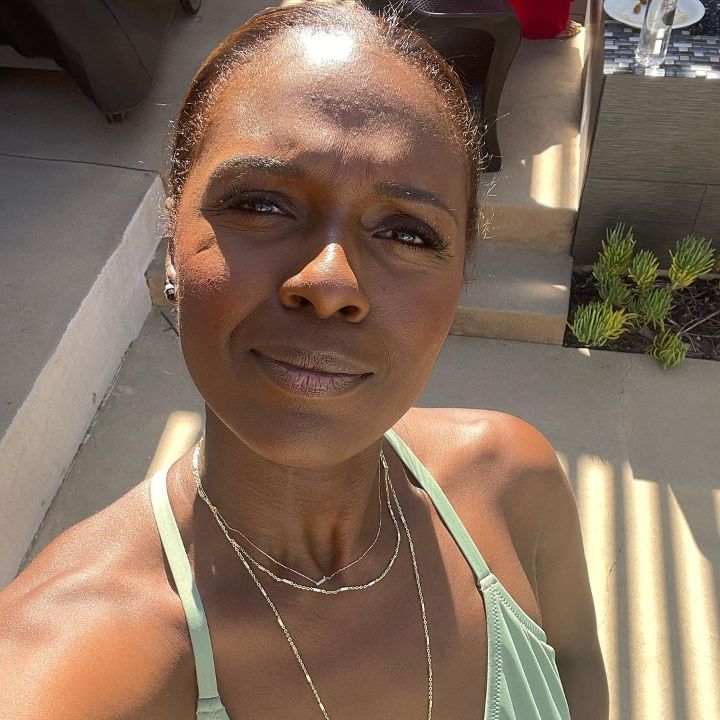 Deborah Joy Winans has impressed her followers with her recent weight loss. houseandwhips.com