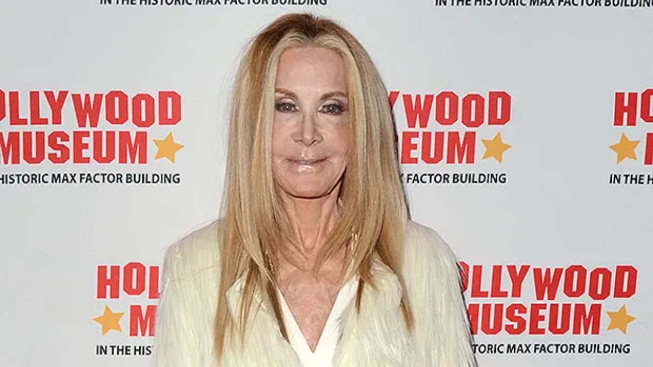 Joan Van Ark's plastic surgery has turned out to be a tragedy. houseandwhips.com