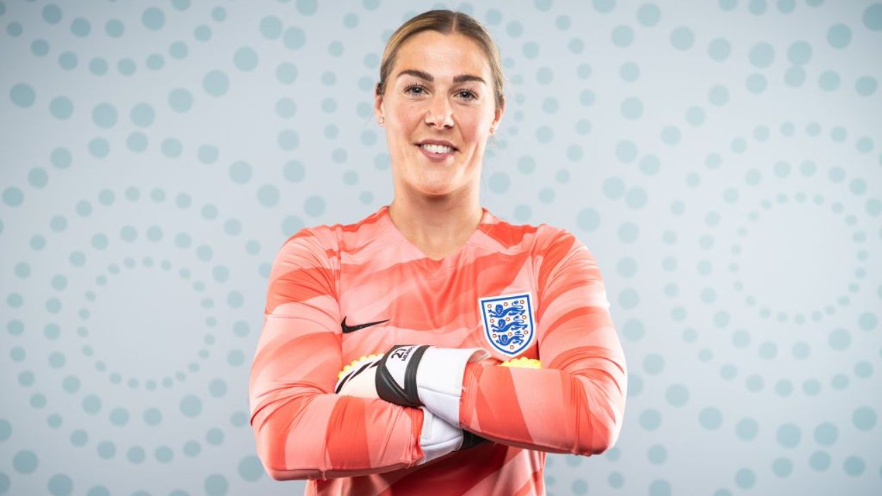 Mary Earps has sparked weight loss speculations following the 2023 FIFA Women's World Cup. houseandwhips.com