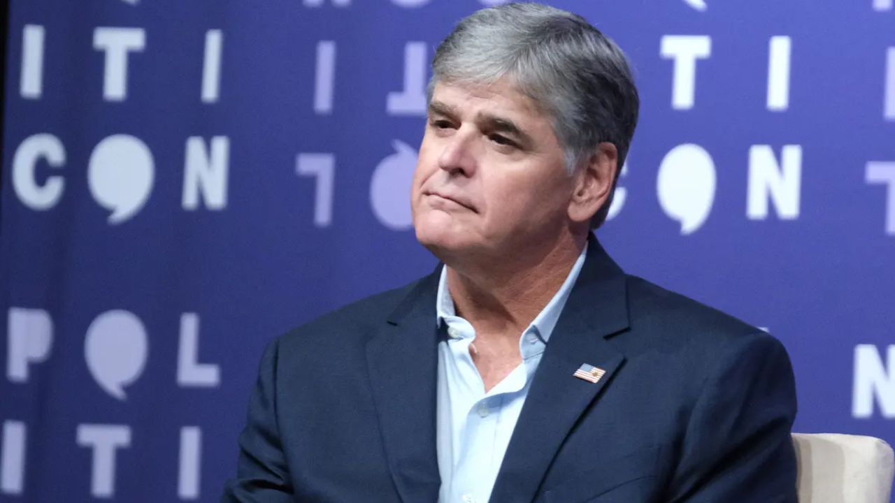 Sean Hannity's audience think he has had a slight weight loss in 2023. houseandwhips.com