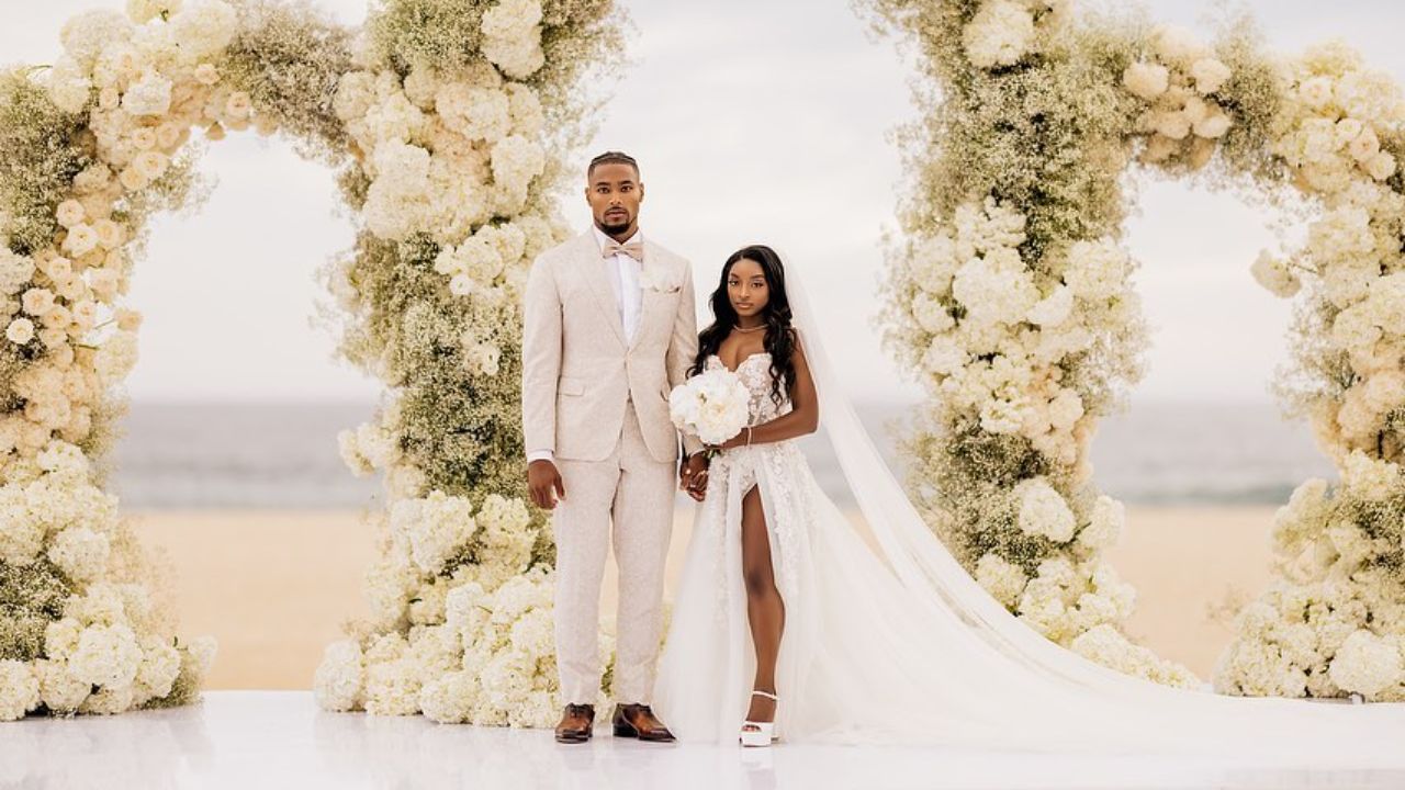 Simone Biles and Jonathan Owens got married in April 2023. houseandwhips.com