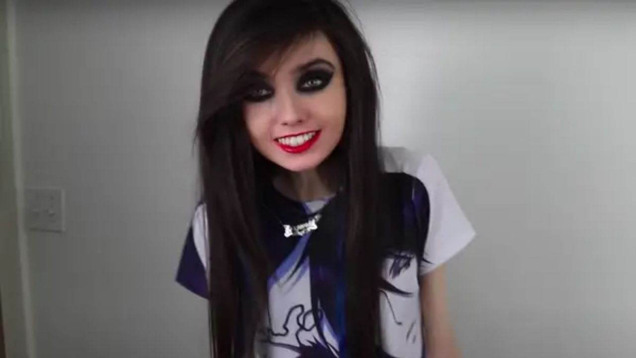 Eugenia Cooney is accused of promoting anorexia by her followers.
houseandwhips.com