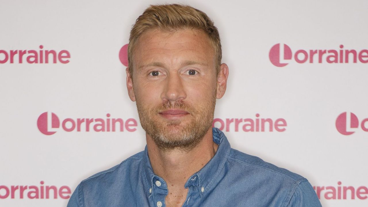 Freddie Flintoff's injuries may take a long time to recover as per a plastic surgery expert. houseandwhips.com