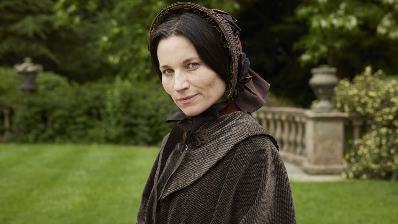 Kate Fleetwood plays the role of Liandrin Guirale in The Wheel of Time. houseandwhips.com