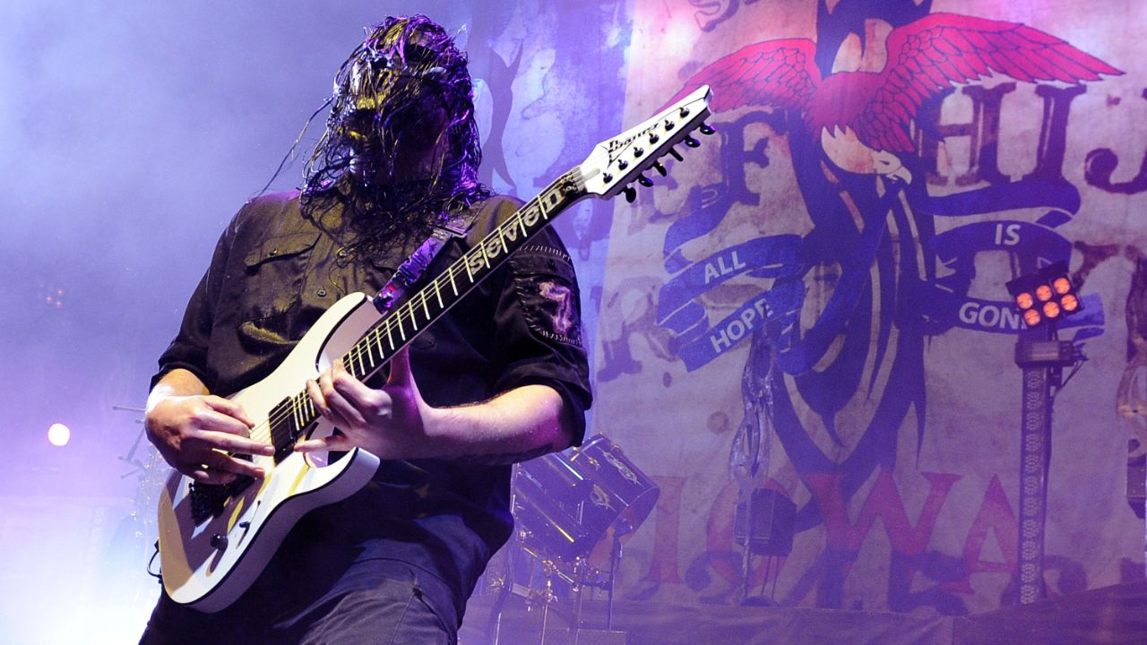 Mick Thomson has had a drastic weight loss transformation in the last few years. houseandwhips.com