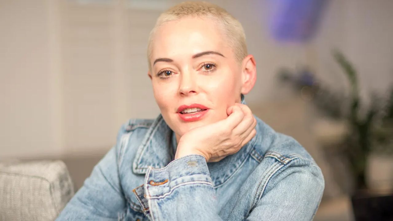 Rose McGowan said that she had to get plastic surgery to fix injuries she sustained after a car accident. houseandwhips.com