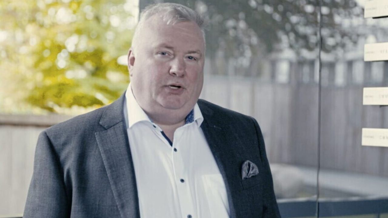 Stephen Nolan had a weight loss of seven stone in 14 weeks in 2019.
houseandwhips.com