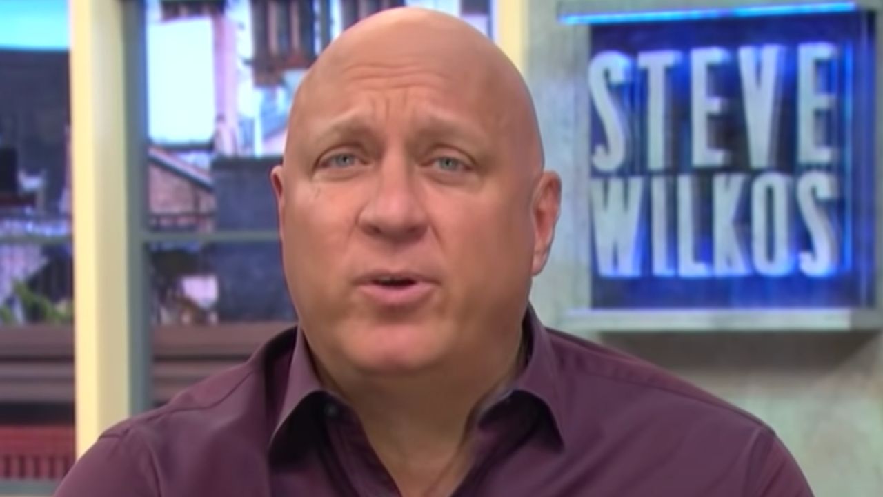 Steve Wilkos has had weight loss and fans are concerned that he is sick. houseandwhips.com