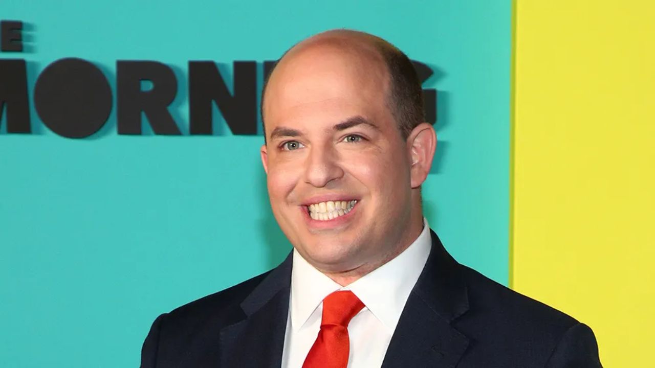 Brian Stelter had a significant weight loss of 75 pounds in 2010. houseandwhips.com