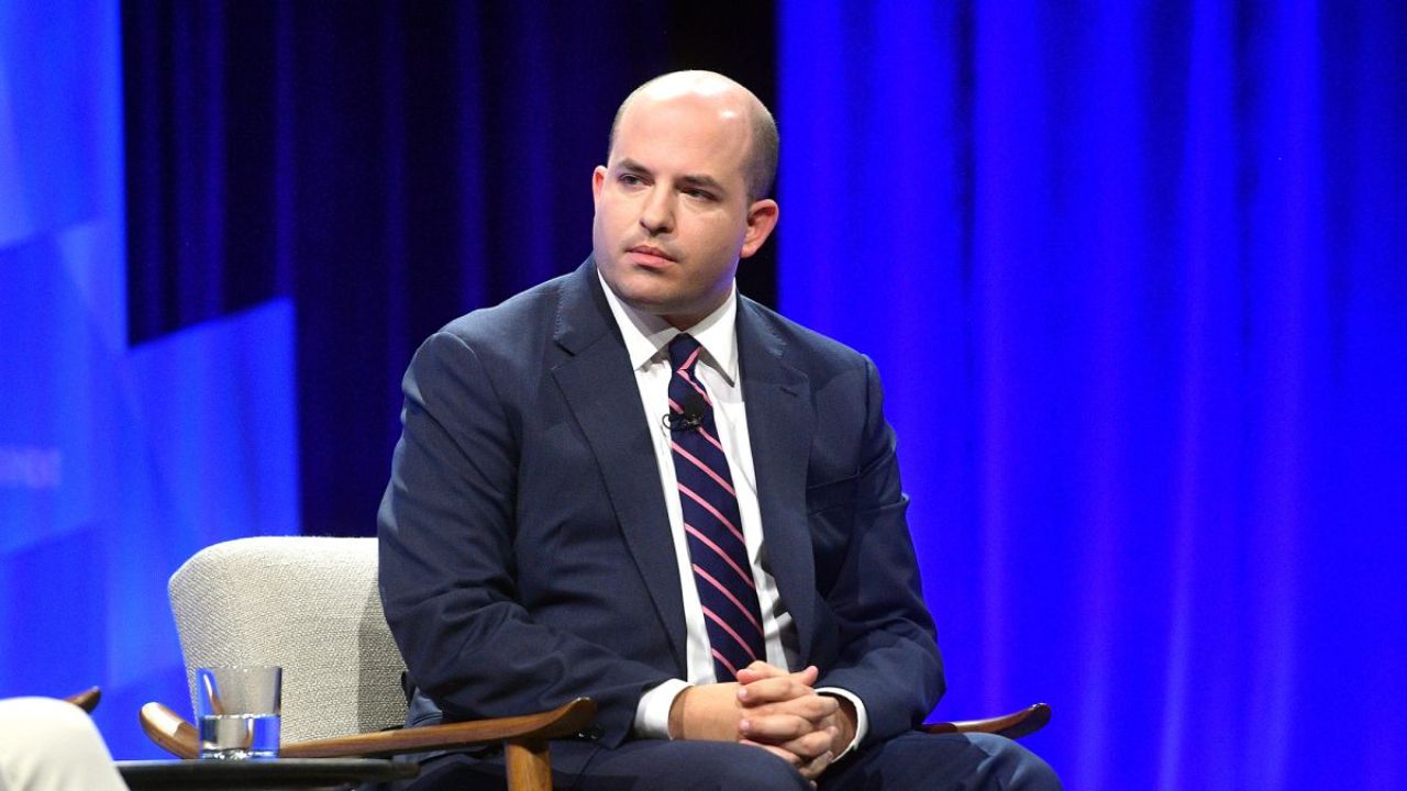 Brian Stelter documented his weight loss journey on Twitter.
houseandwhips.com