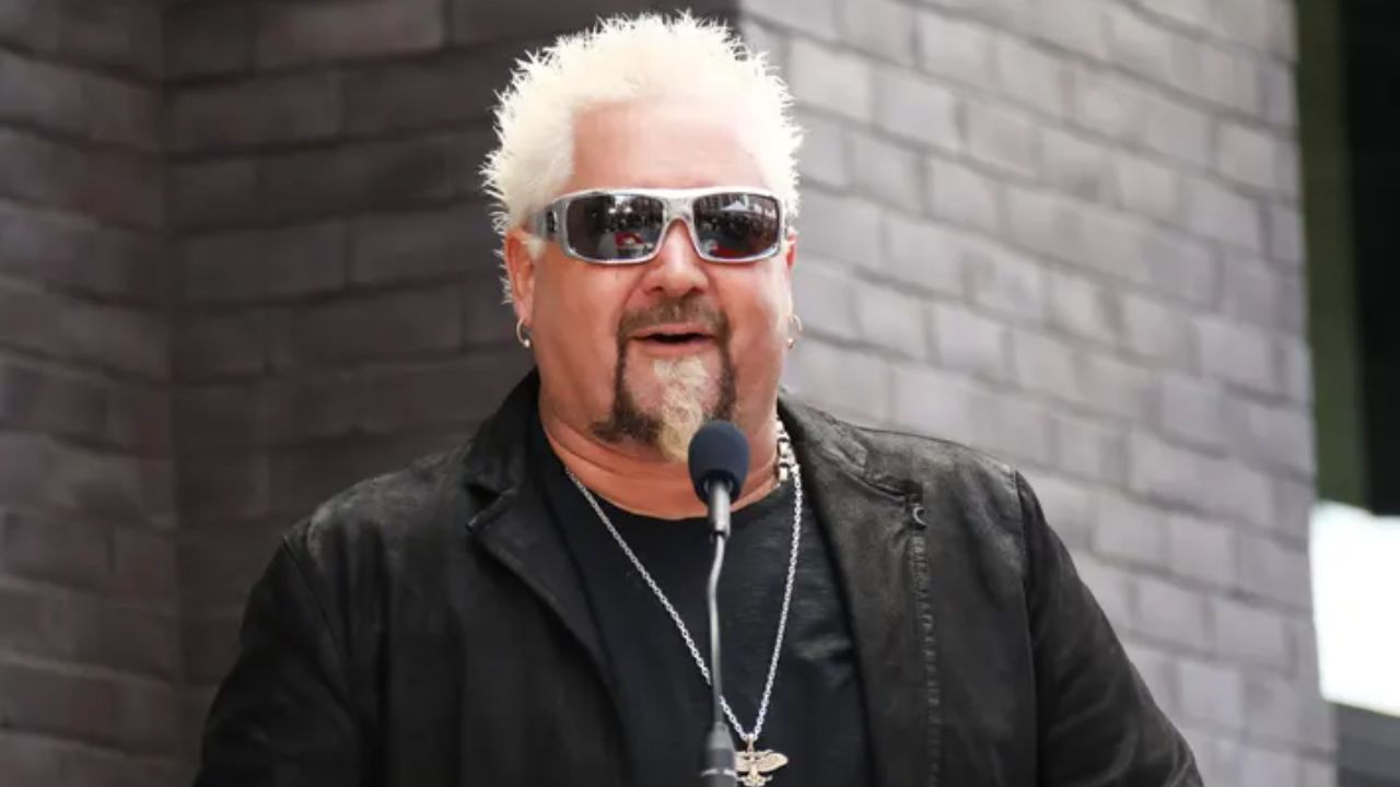 Guy Fieri changed his diet and started working out to get in shape.
houseandwhips.com