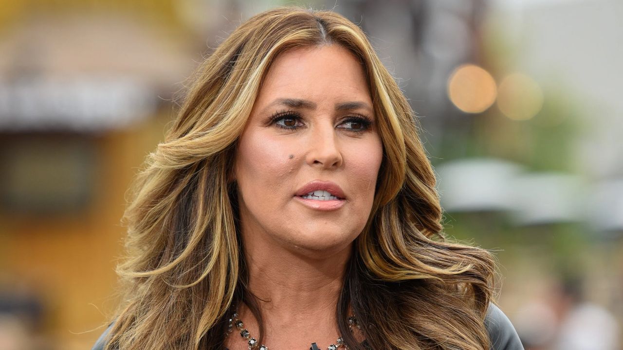 Jillian Barberie went live on Instagram in the middle of the night after her front door nearly broke. houseandwhips.com