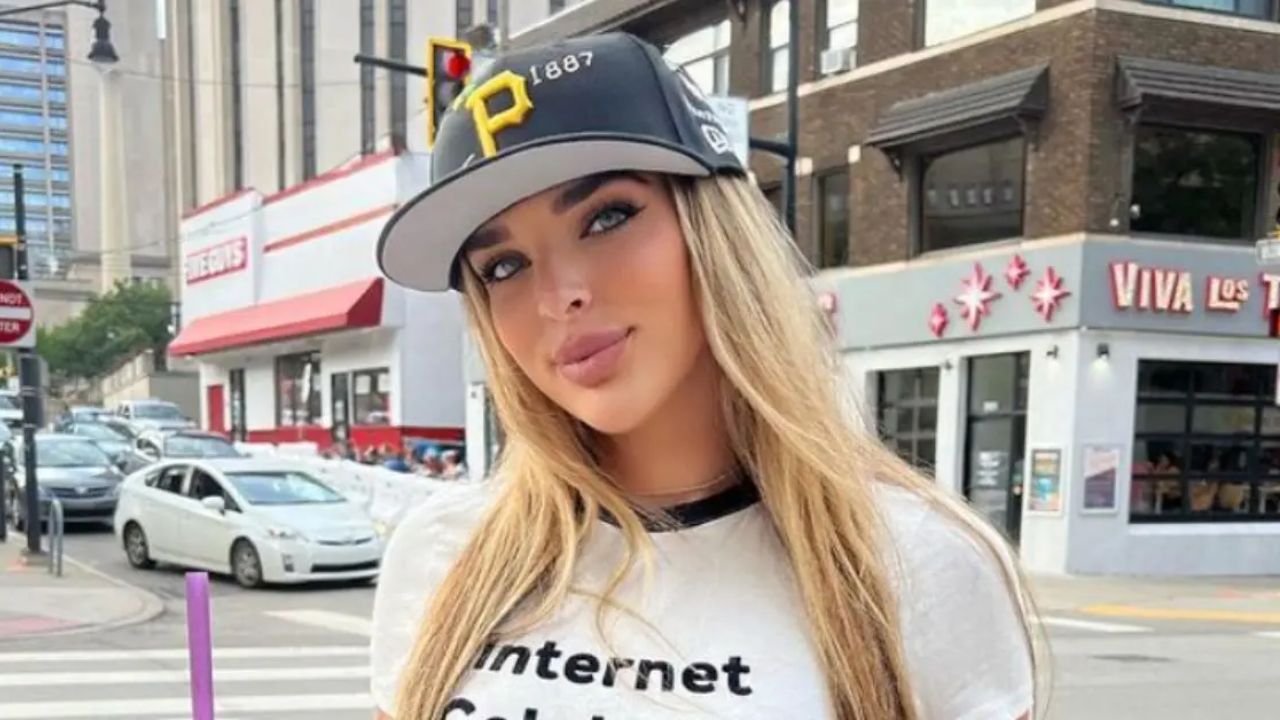 Kendall Vertes' followers think she looks different because of photoshop. houseandwhips.com