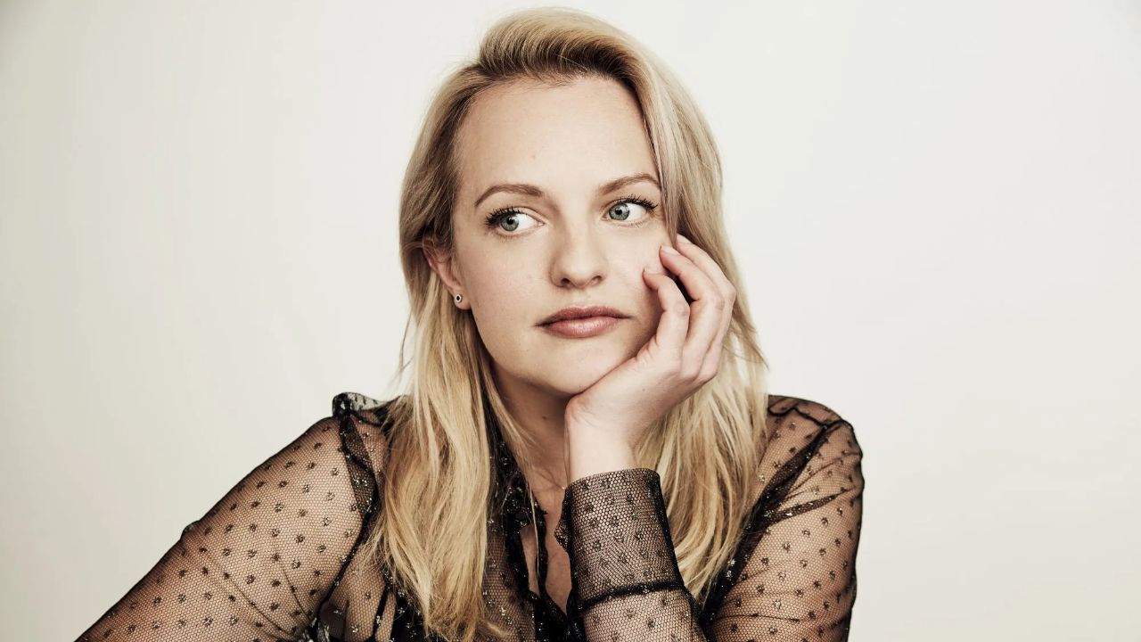 Elisabeth Moss' fans wonder if she is pregnant in real life. houseandwhips.com