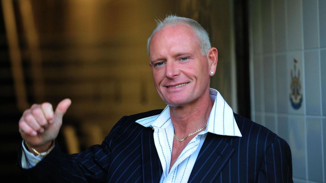 Paul Gascoigne has had tons of Botox and also a laser facelift. houseandwhips.com