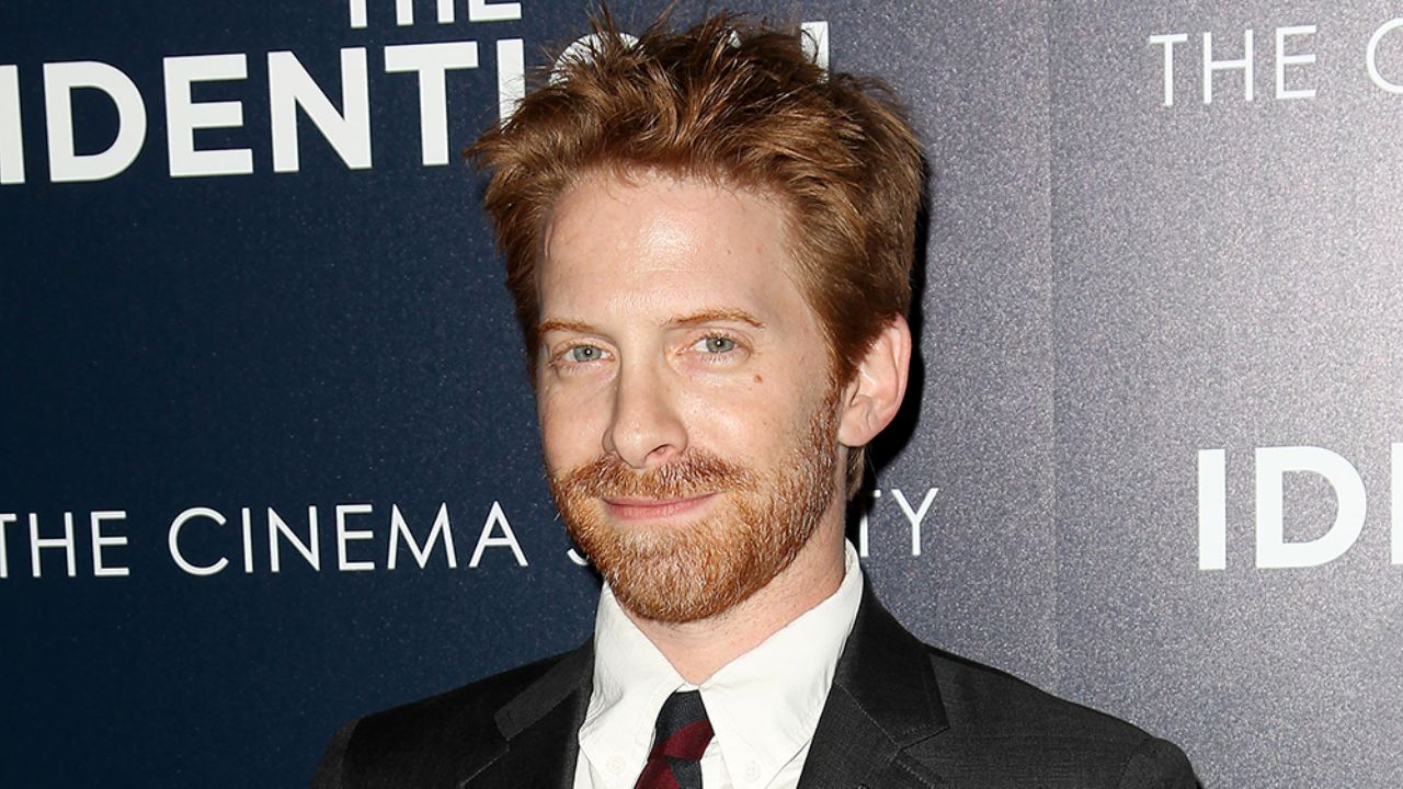 Seth Green has most likely gotten plastic surgery to make his nose smaller. houseandwhips.com
