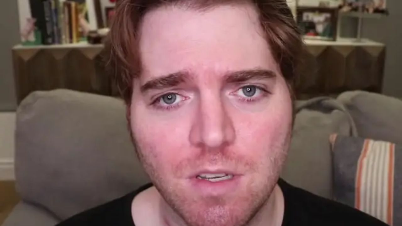 Shane Dawson has had plastic surgery that got rid of his excess weight for him. houseandwhips.com
