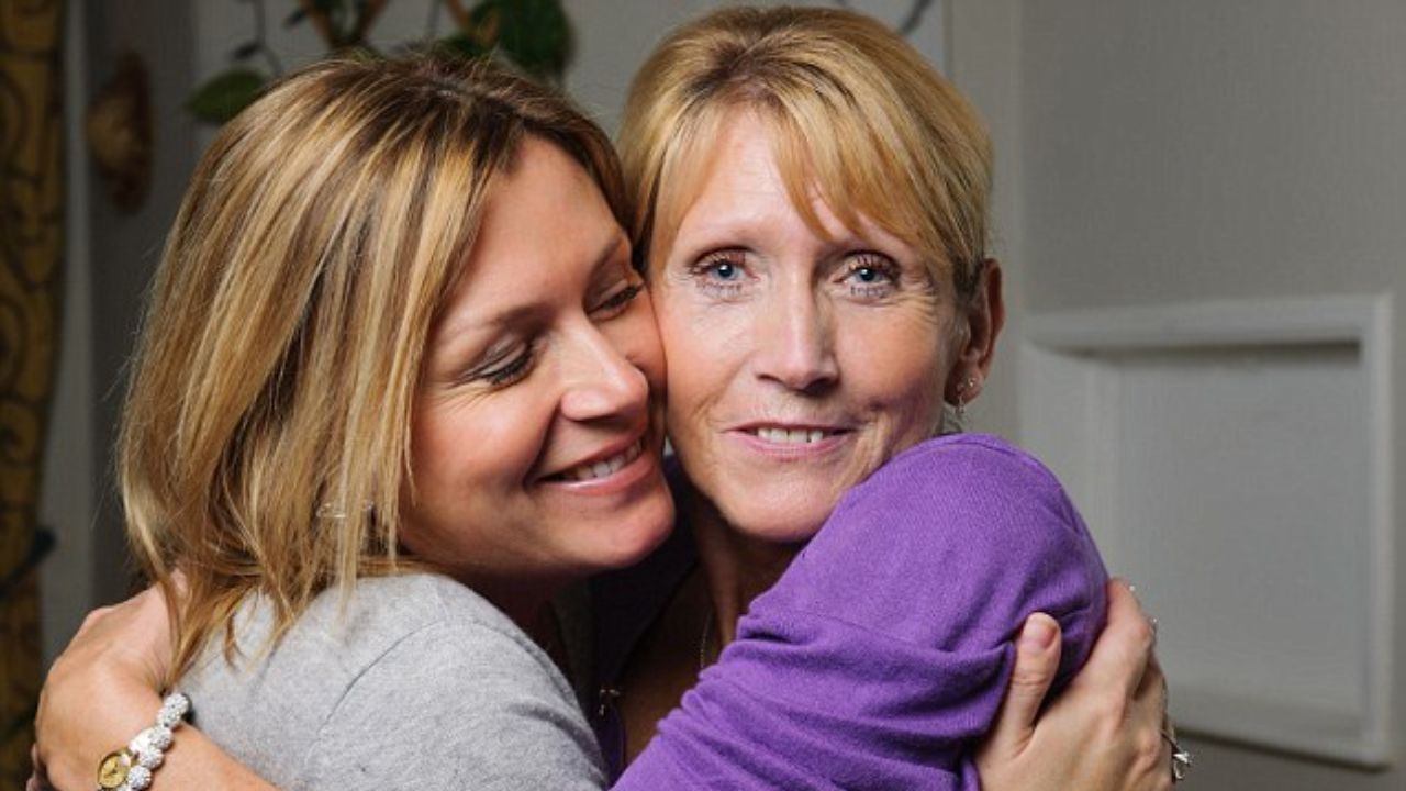 Tricia Penrose's mother, Sue Gordon, was diagnosed with lung cancer in 2010. houseandwhips.com
