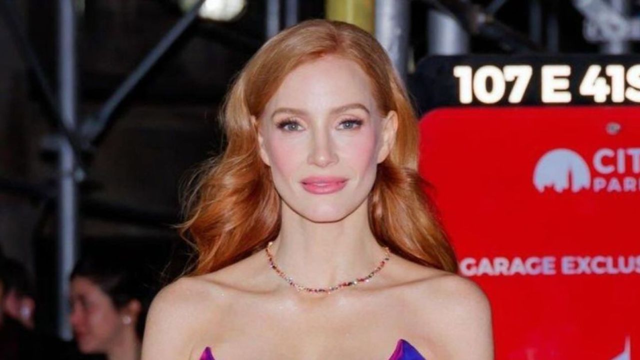 Jessica Chastain includes yoga at least twice a week in her workout routine. houseandwhips.com